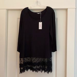 Women’s long sleeve tee with lace bottom